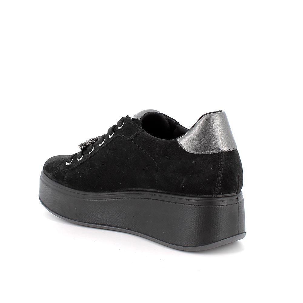 Igi&Co 8671255 Sneakers con zeppa da donna nero con lacci
