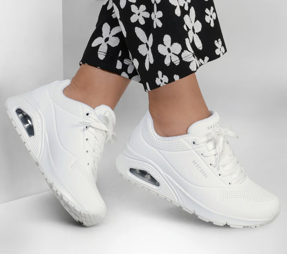73690 SKECHERS UNO - Stand on Air