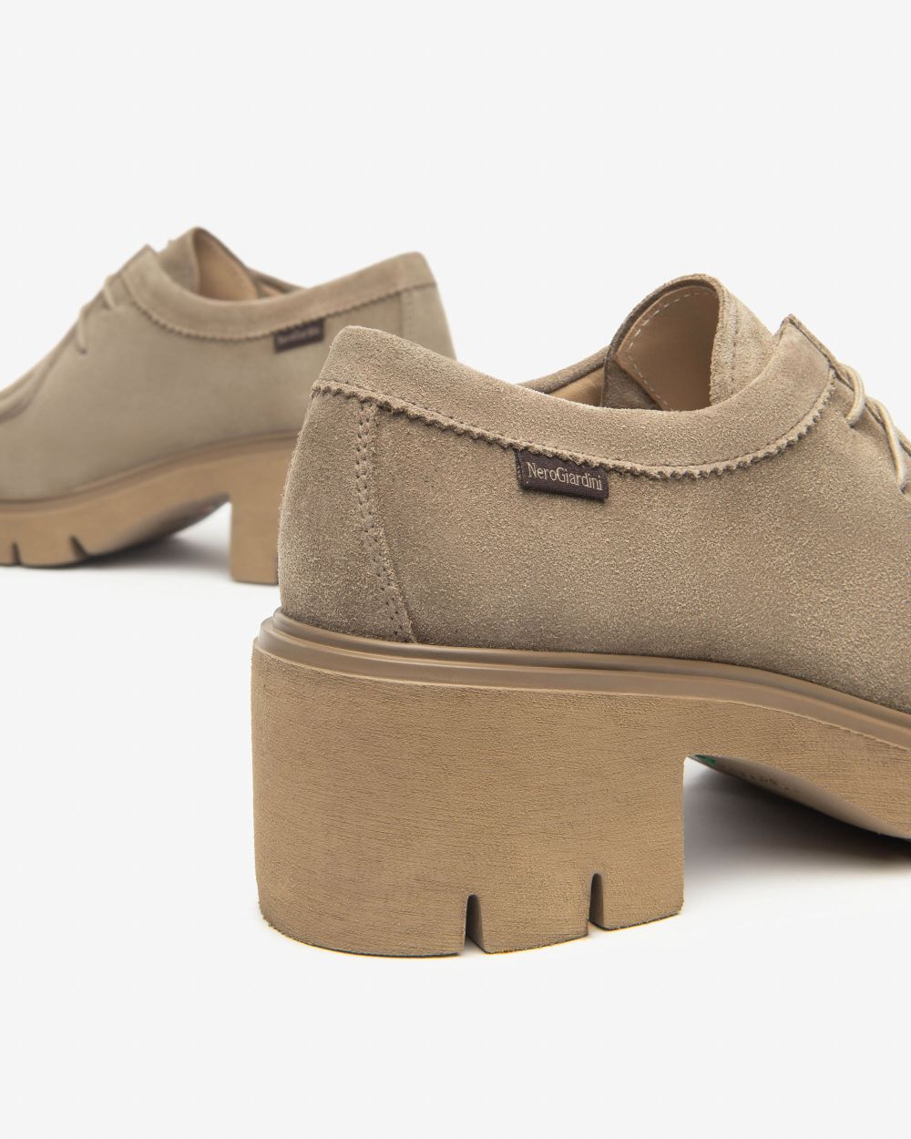 Nero Giardini I513987D Stringate Donna in Suede
