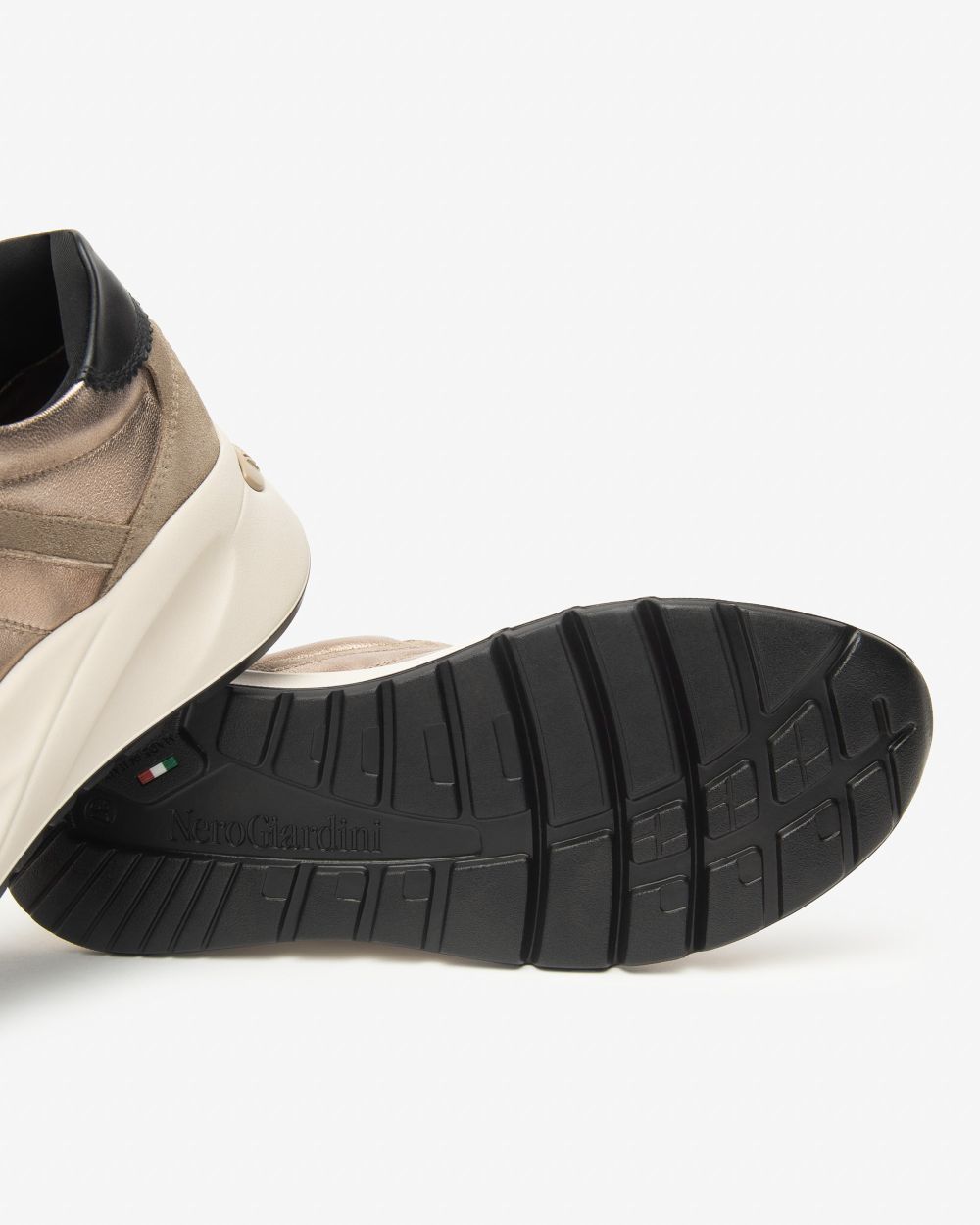 Nero Giardini I514066D Sneakers Donna in Suede, Pelle e Materiale Tecnico