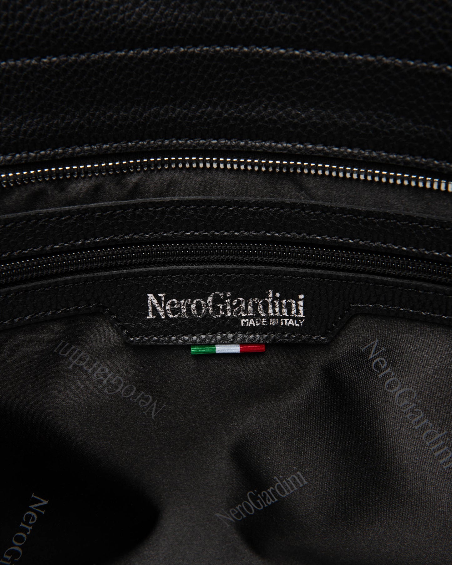 Nero Giardini I544080D Borsa tote da donna in materiale tecnico
