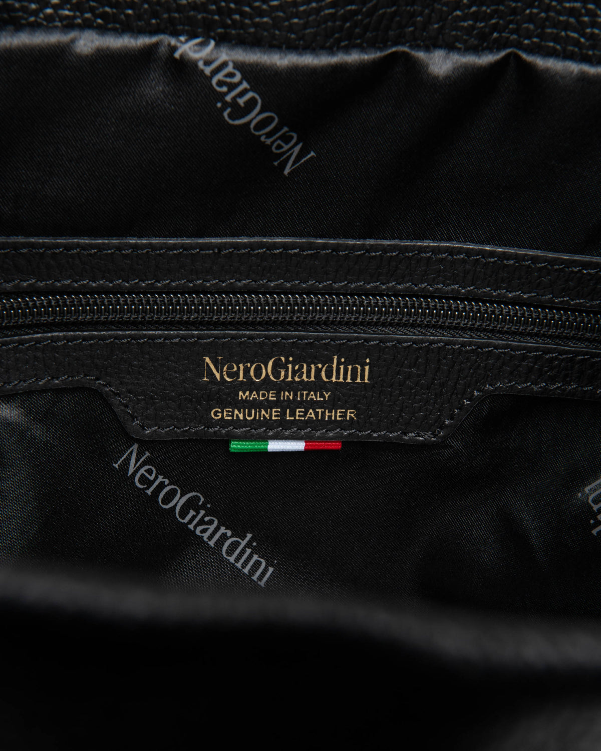 Nero Giardini I644353D Zaino da donna in pelle e materiale tecnico