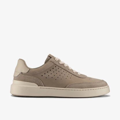 176723 Clarls courtlite sneakers in grey nubuck