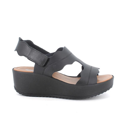 Igi&Co 5668400 sandali con zeppa in pelle da donna nero