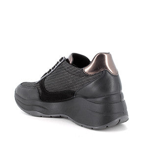 Igi&Co 6676700 Sneakers con zeppa in pelle da donna nero-nero laminato