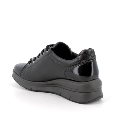 Enval Soft 8777900 Scarpe da donna in pelle nere con zeppa