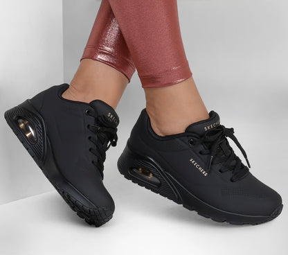 73690 SKECHERS UNO - Stand on Air