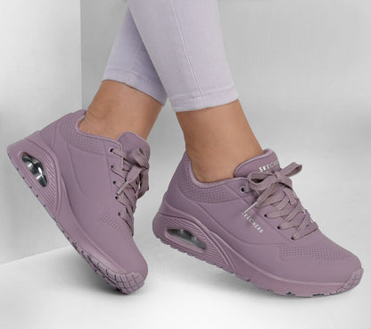 73690 Skechers Uno - Stand on Air