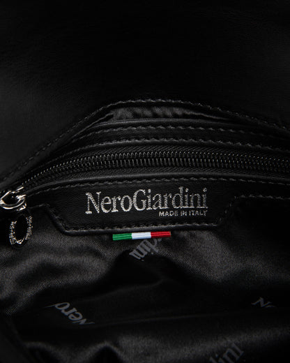 Nero Giardini E443770D borsa a tracolla da donna in materiale tecnico nero o latte