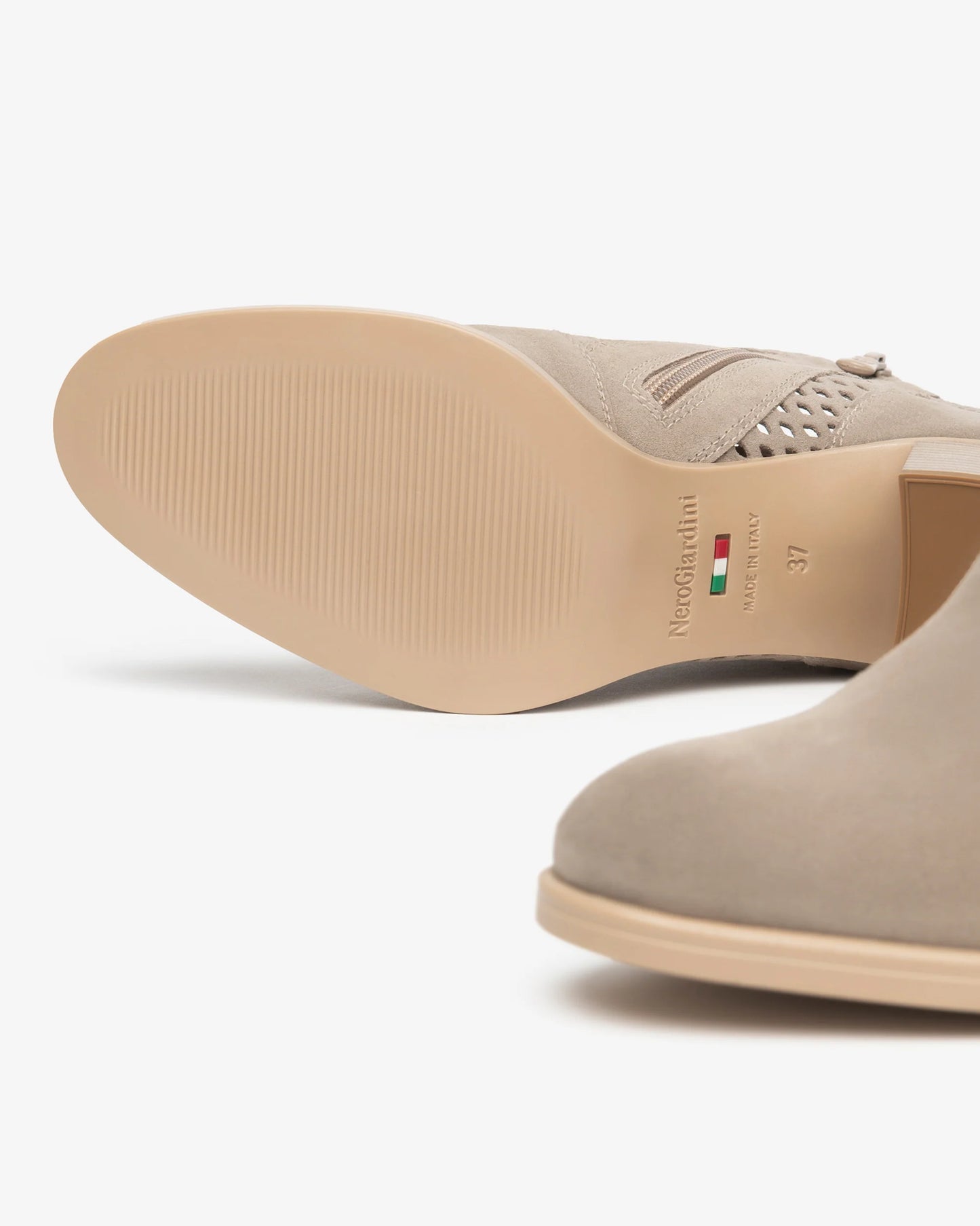 Nero Giardini E615110D Stivaletti in pelle scamosciata da donna