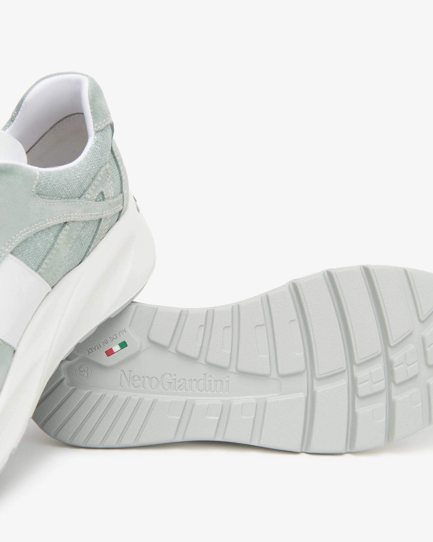 Nero Giardini E615182D Sneakers da donna in pelle scamosciata e tessuto