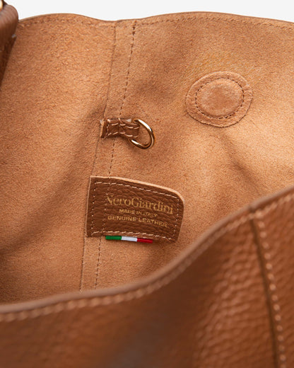 Nero Giardini E644140D Borsa a tracolla da donna in pelle