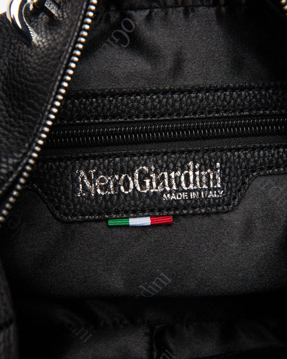 Nero Giardini I443862D Borsa a tracolla da donna in materiale tecnico cuoio o nero