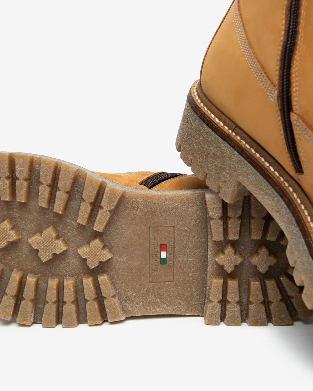 Nero Giardini I501030U Anfibi Uomo in Pelle