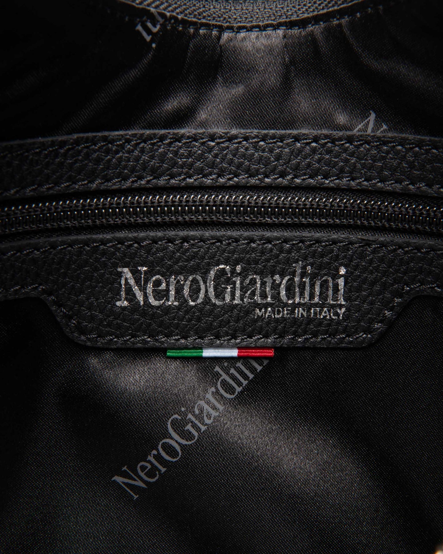 Nero Giardini I544062D Borsa Hobo da Donna in Materiale Tecnico