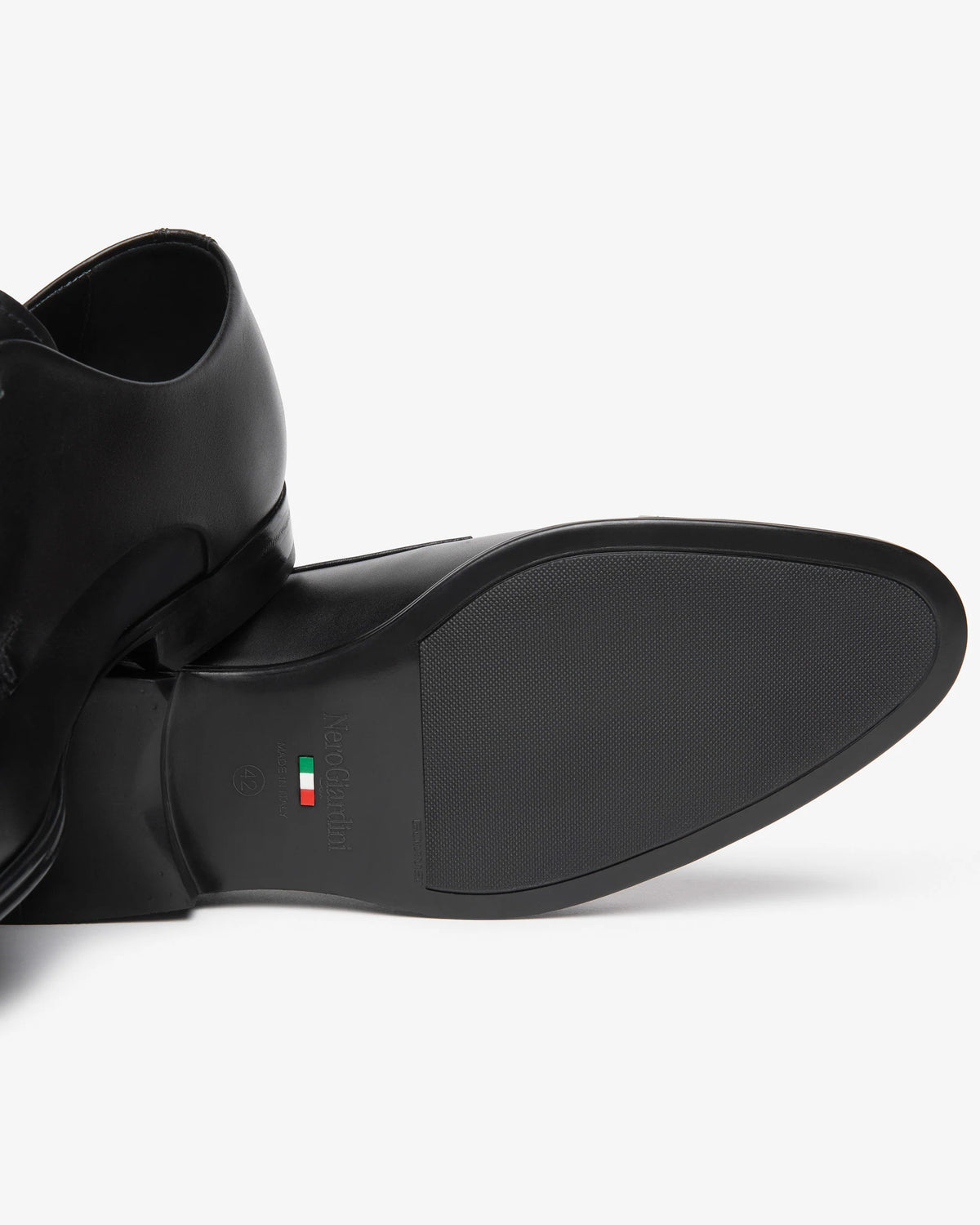 Nero Giardini I601222UE Derby da uomo in pelle