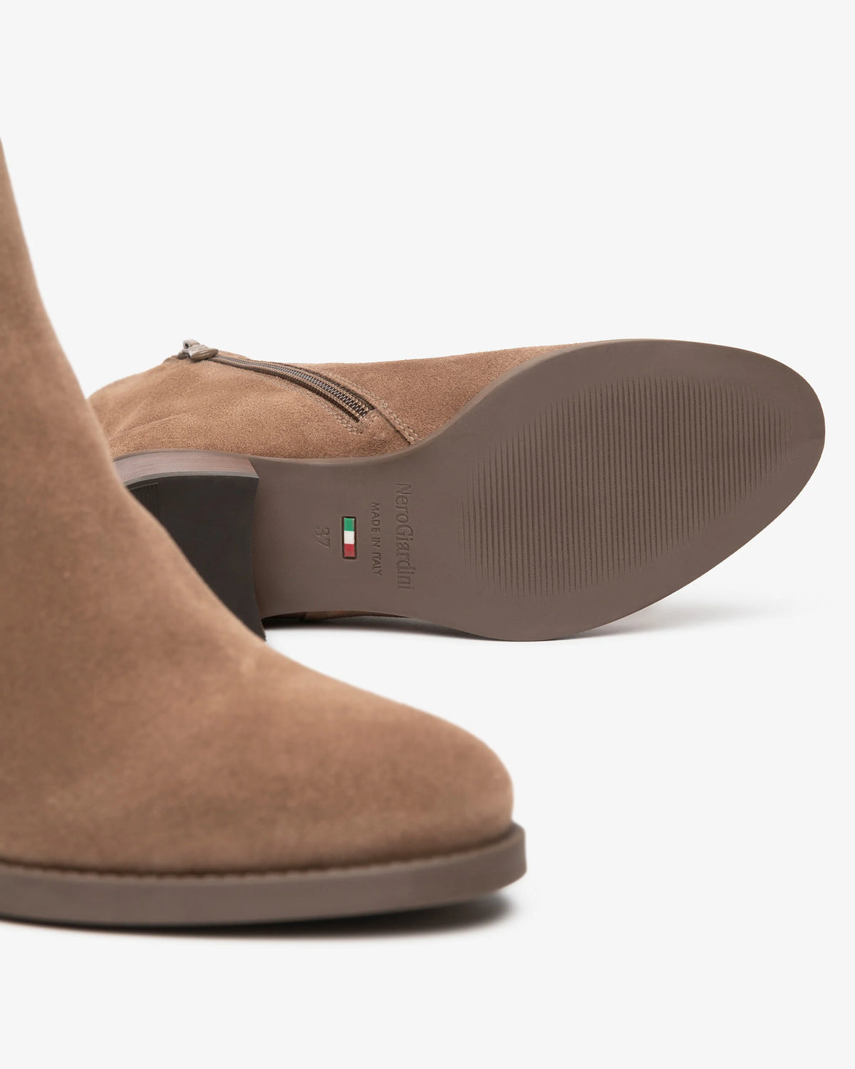 Nero Giardini I617216D Stivaletti Chelsea da donna in camoscio