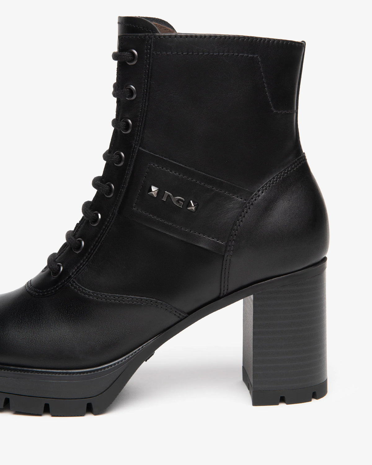 Nero Giardini I618040D Anfibi in pelle da donna
