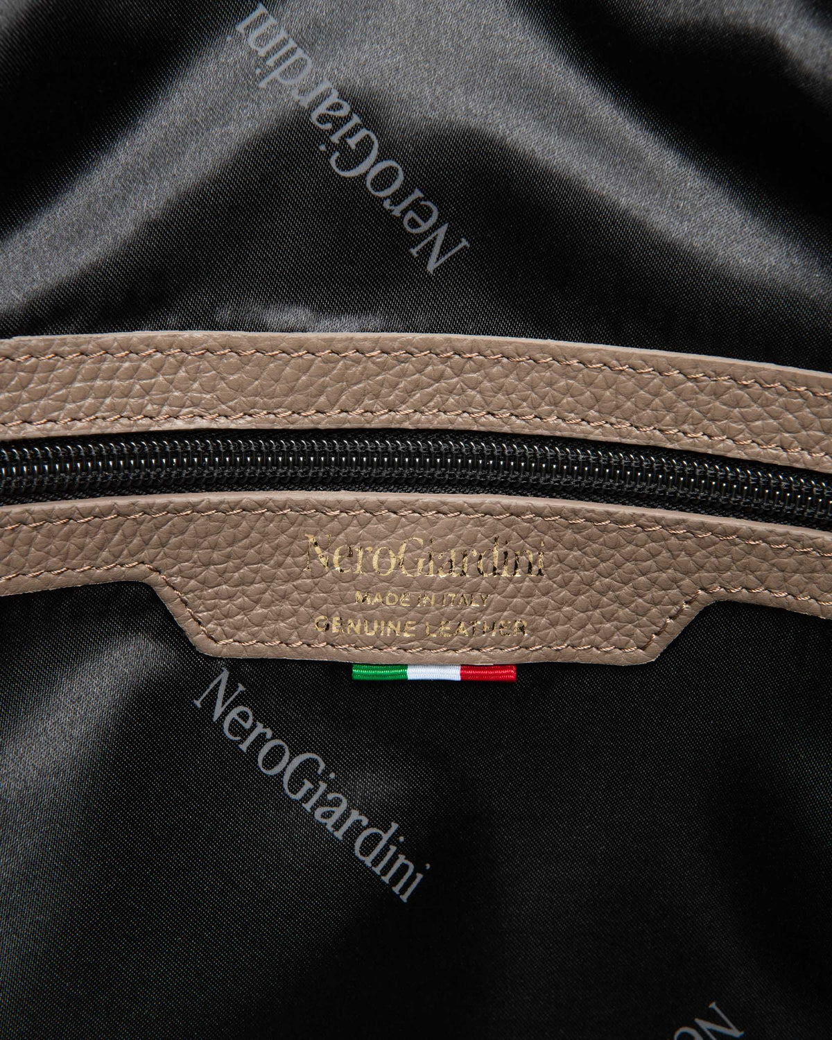 Nero Giardini I644330D Borsa a tracolla da donna in pelle