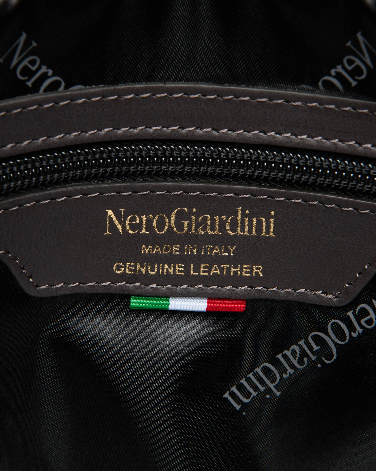 Nero Giardini I644383D Borsa bauletto da donna in pelle