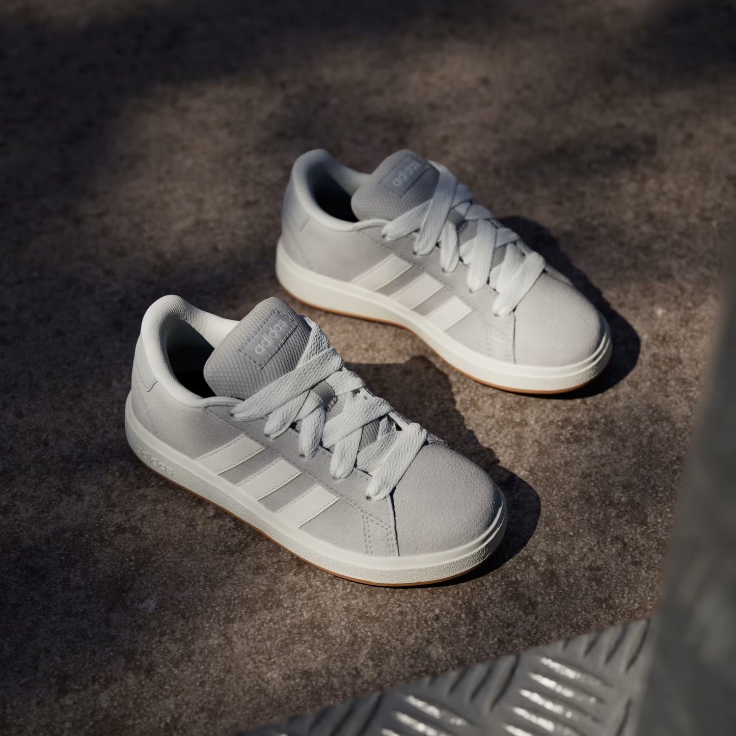 Adidas JH6179 Scarpe Grand Court 00s Kids Grey Two / Off White / Gum