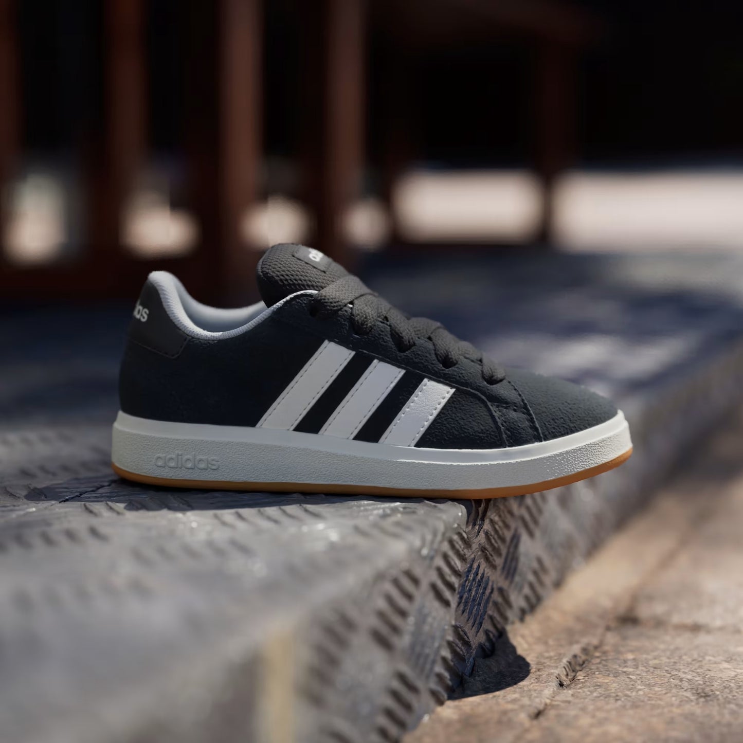Adidas JH6178 Scarpe Grand Court 00s Kids Core Black / Off White / Gum