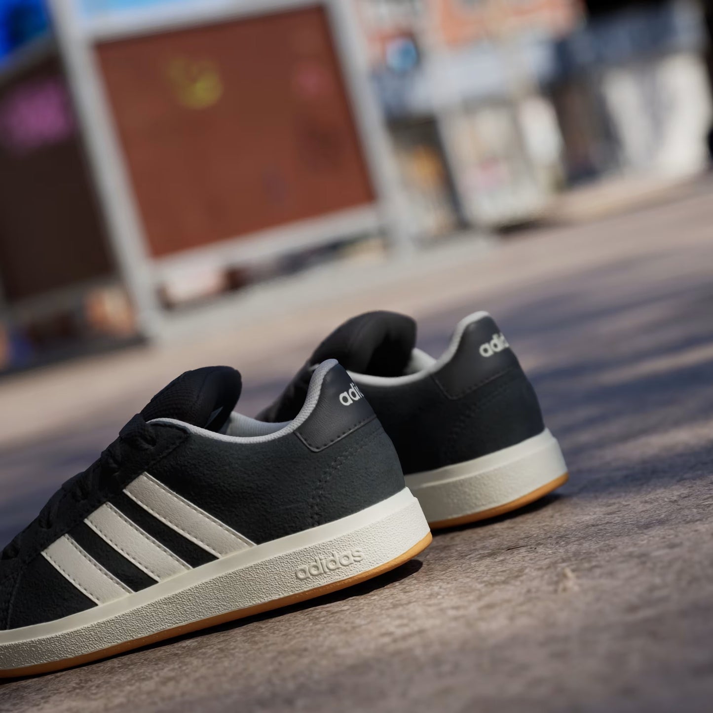 Adidas JH6178 Scarpe Grand Court 00s Kids Core Black / Off White / Gum