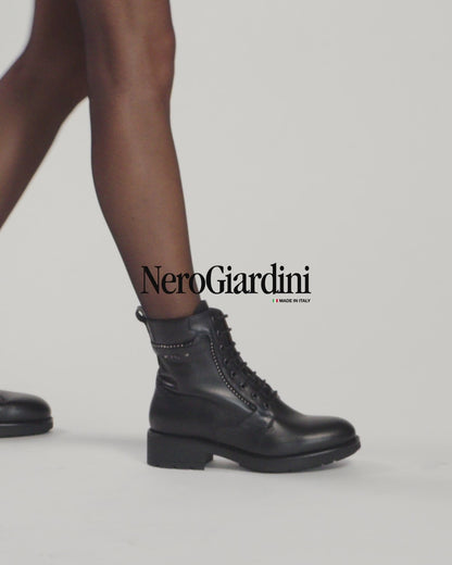 Nero Giardini I411871D Anfibi donna in pelle nero